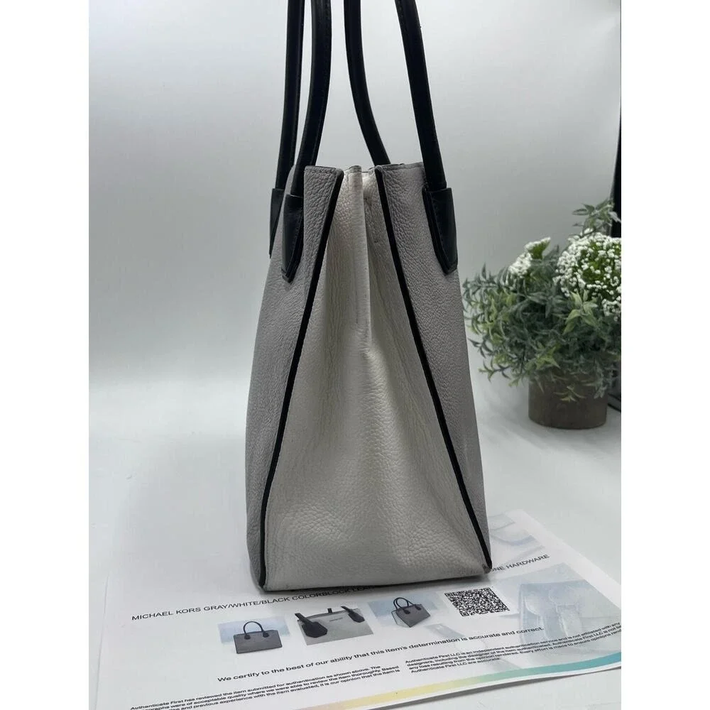MICHAEL KORS Mercer Color-Block Saffiano Leather Large Convertible Tote Bag COA